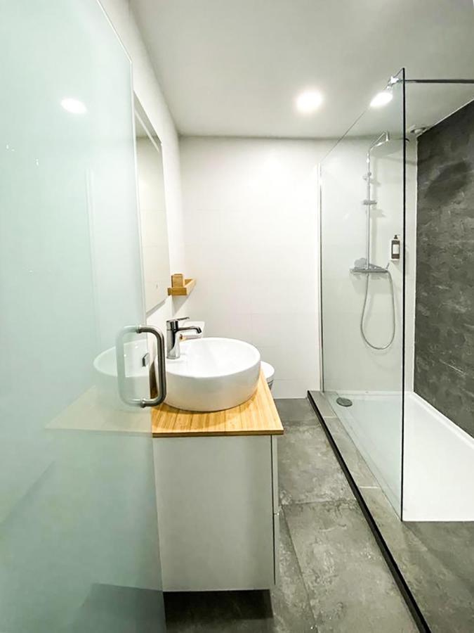 Beach & City - Trafaria Bagian luar foto